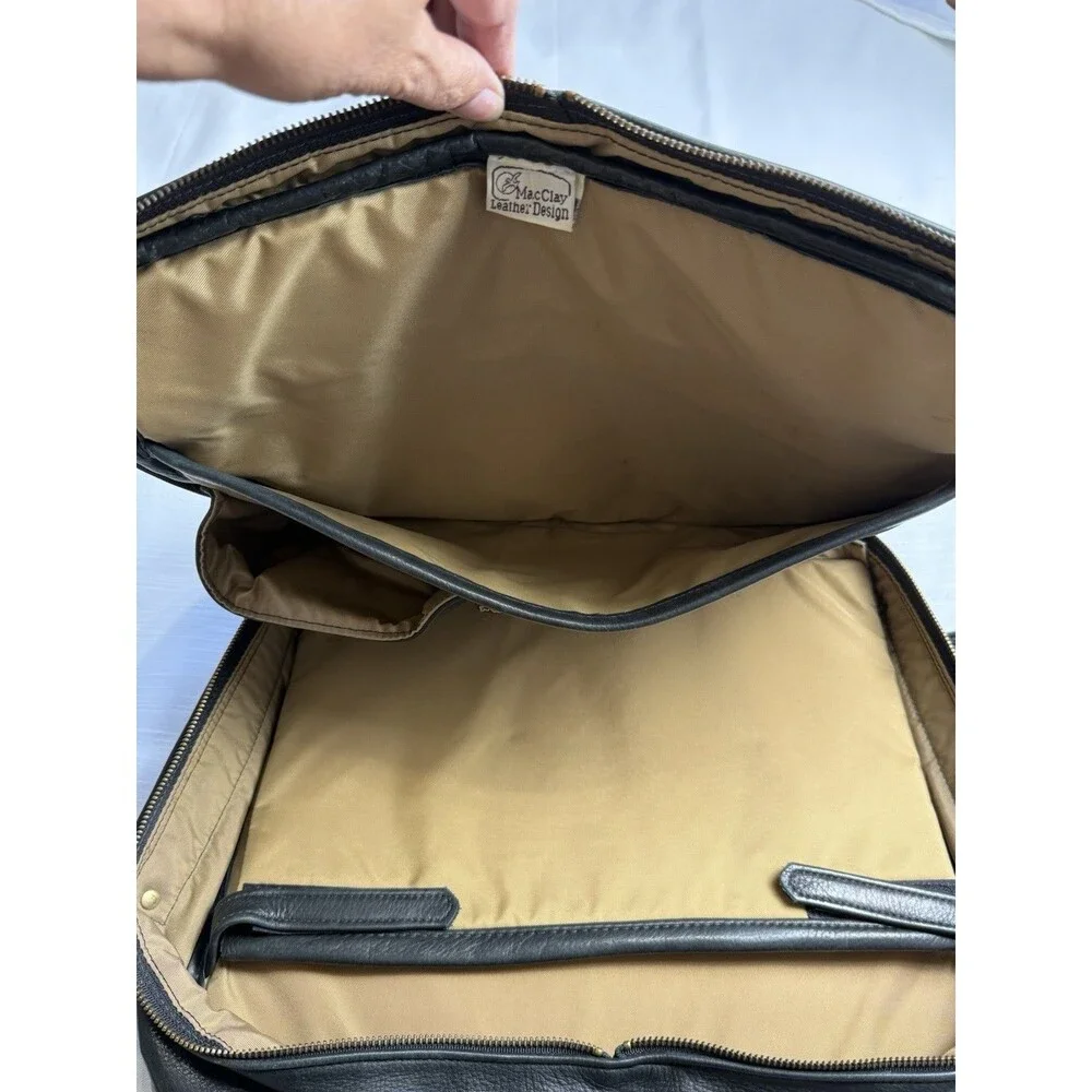 Vintage MacClay Leather Design Embossed Leather Two Tone Lg Briefcase Laptop Bag
